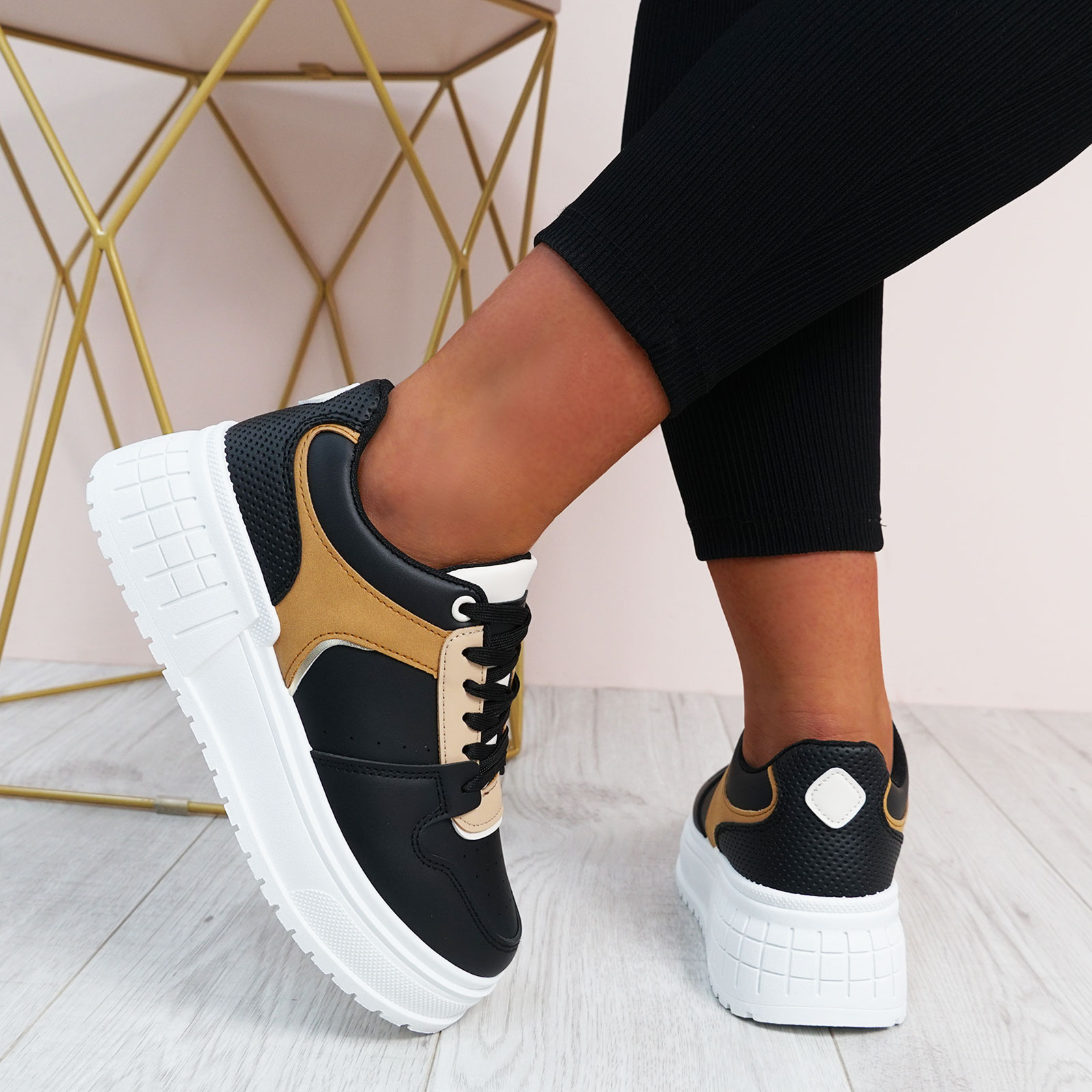 Platform Sneakers - Black - Ladies