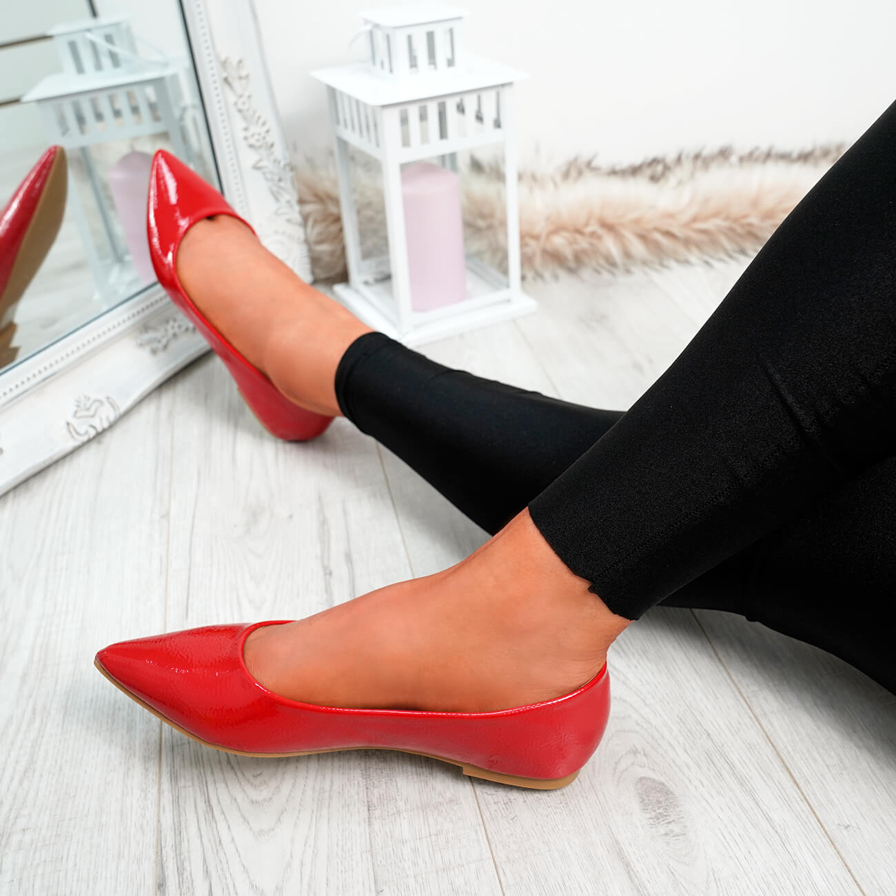 pointed pumps flat