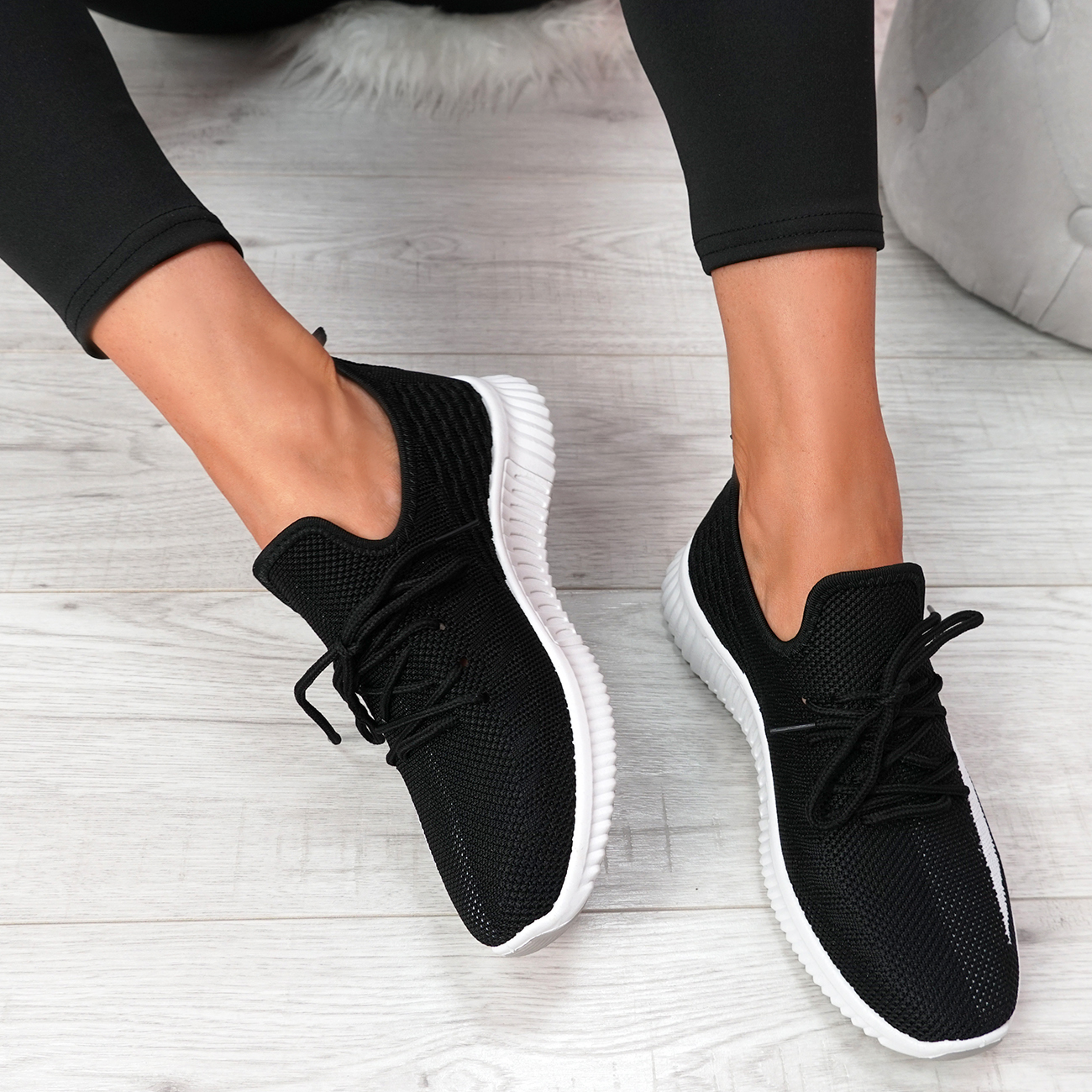 Fall New Breathable and Comfortable Student Sports Shoes Women's Height  Increase Casual Shoes Chunky Sneakers Women - China Black Sneakers for Women  and Ladies and Women Designer Sneakers Women Famous Brands price |